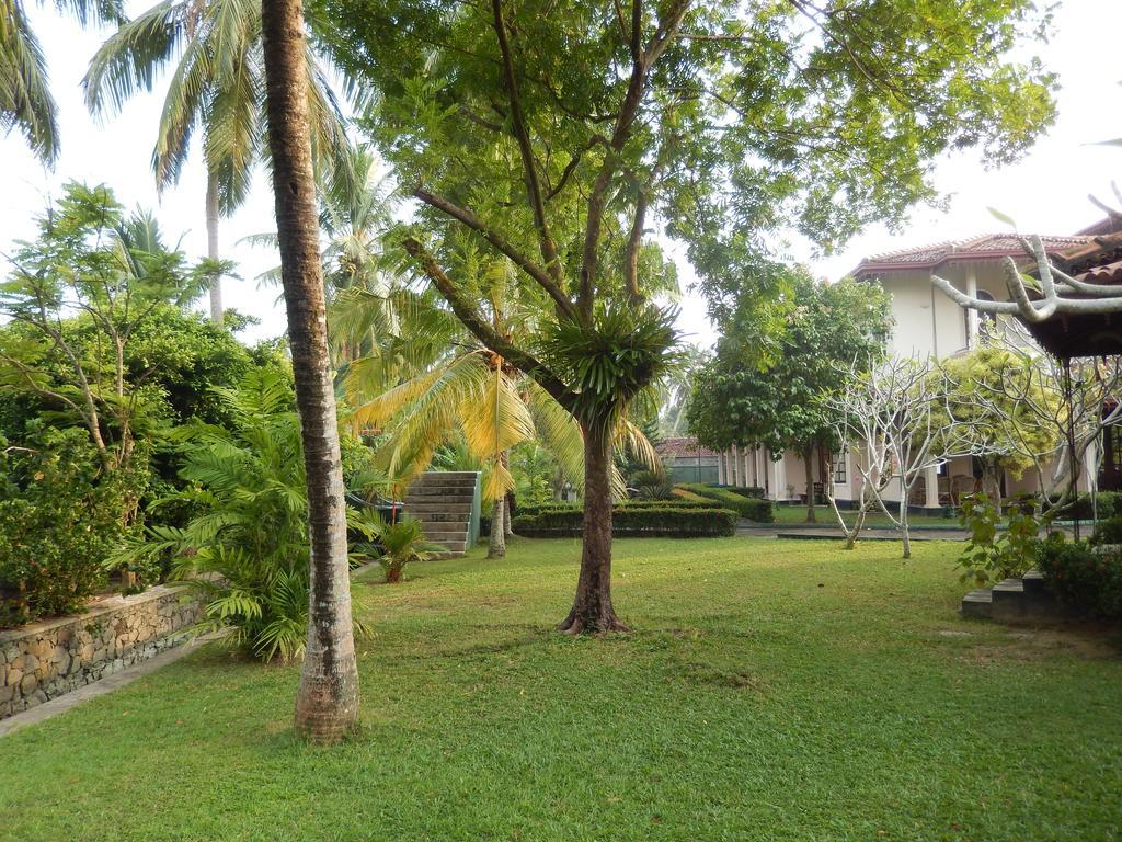 Villa Ranmenika Ahungalla Buitenkant foto