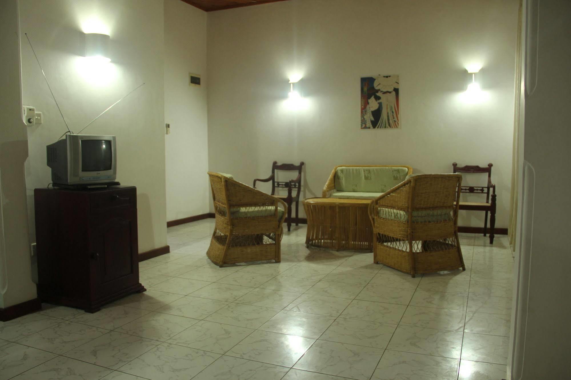 Villa Ranmenika Ahungalla Buitenkant foto