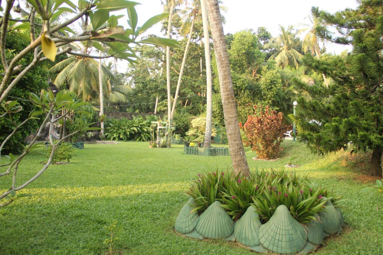 Villa Ranmenika Ahungalla Buitenkant foto